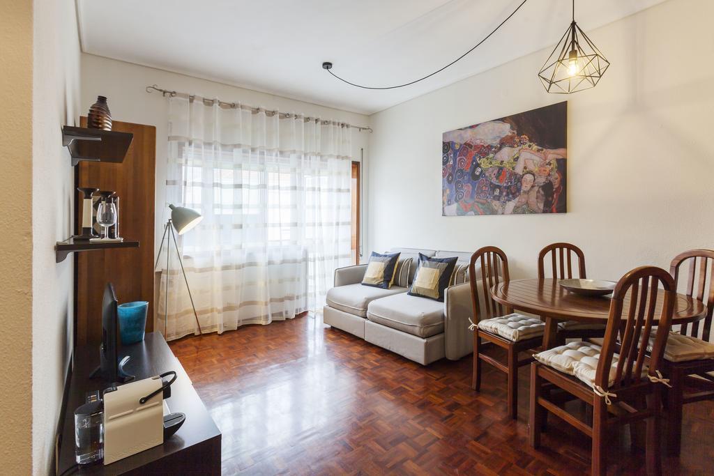 Apartment Camoes Deluxe ปอร์โต ภายนอก รูปภาพ
